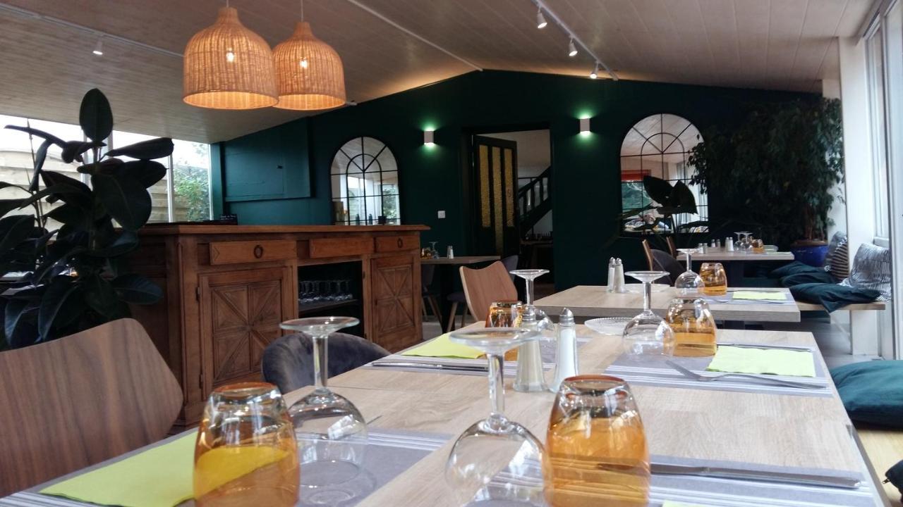 Bollène Logis Hotel Le Chene Vert מראה חיצוני תמונה